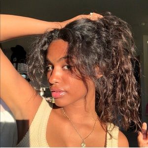 Meet your Posher, Ashanti